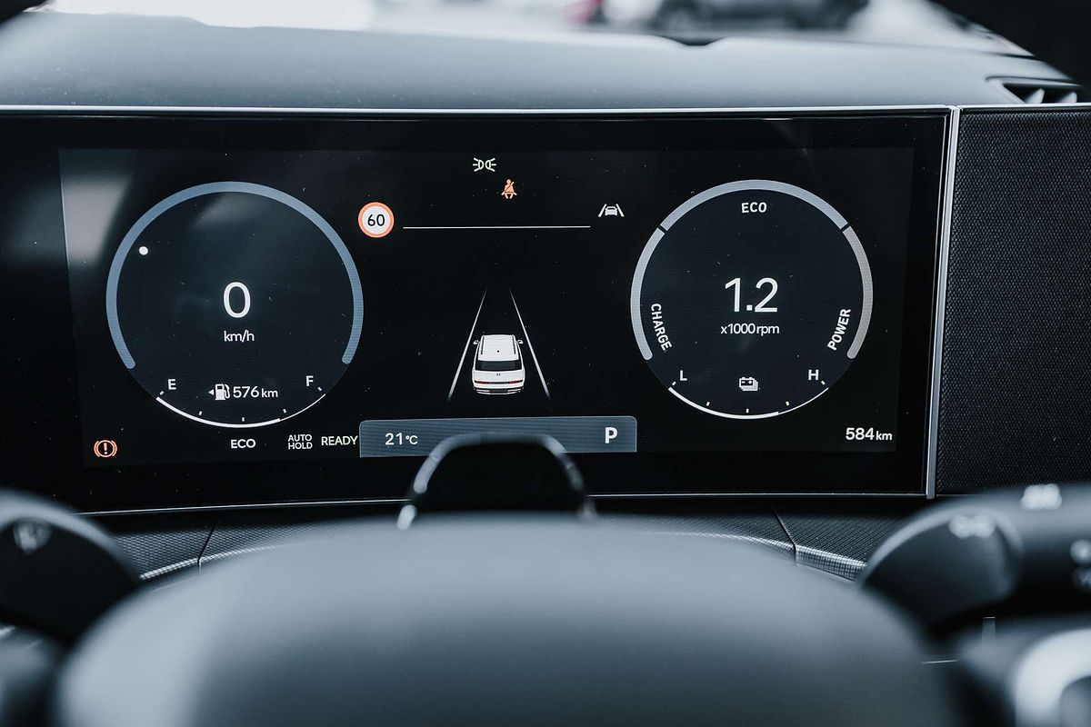 2025 Hyundai Santa Fe Hybrid MX5.V1
