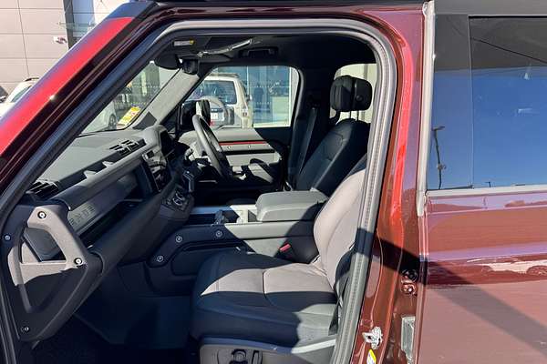 2024 Land Rover Defender 110 D350 Sedona Edition L663