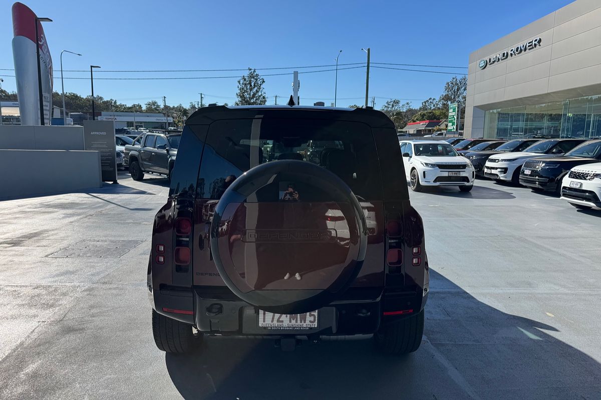 2024 Land Rover Defender 110 D350 Sedona Edition L663