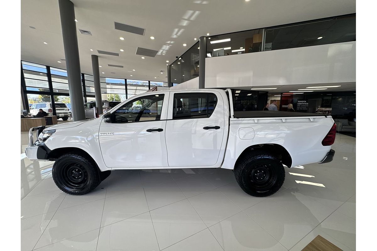 2018 Toyota Hilux Workmate GUN125R 4X4