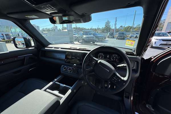 2024 Land Rover Defender 110 D350 Sedona Edition L663