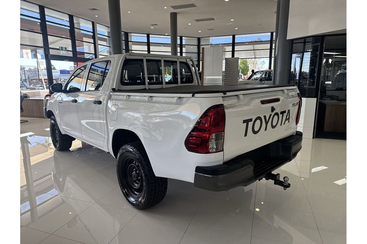 2018 Toyota Hilux Workmate GUN125R 4X4