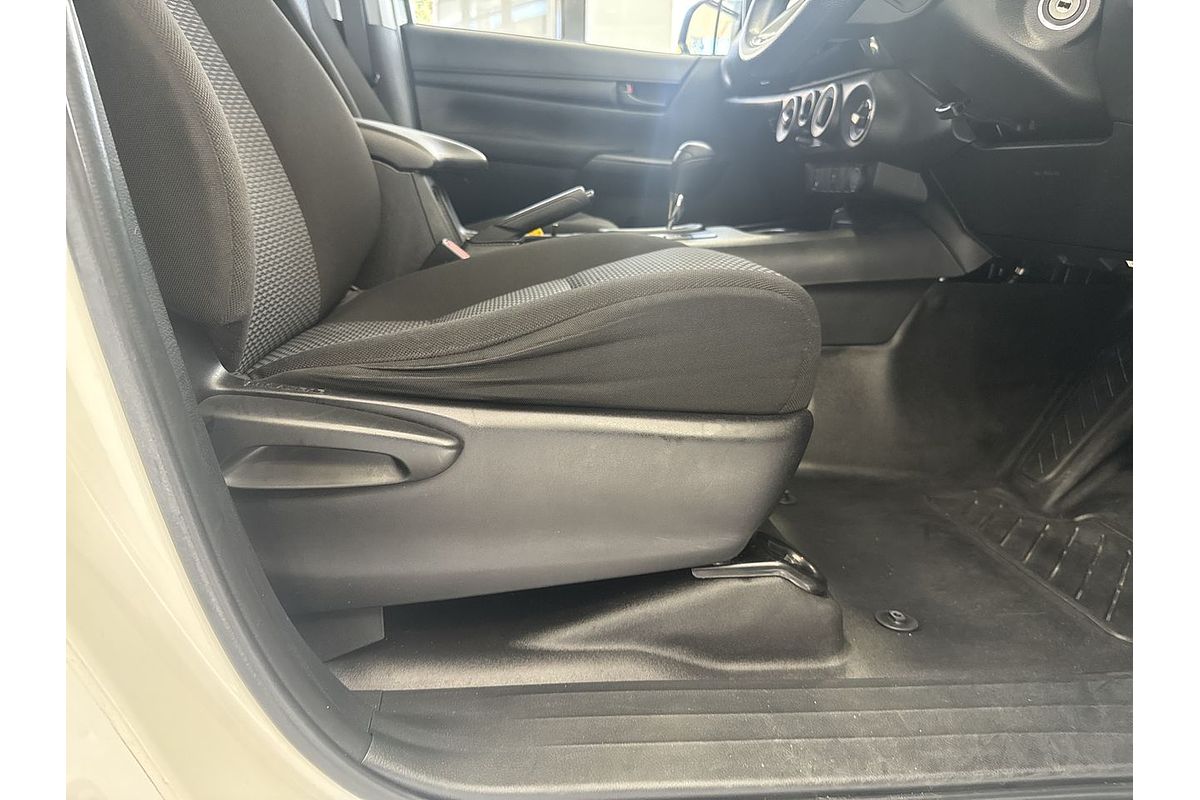 2018 Toyota Hilux Workmate GUN125R 4X4
