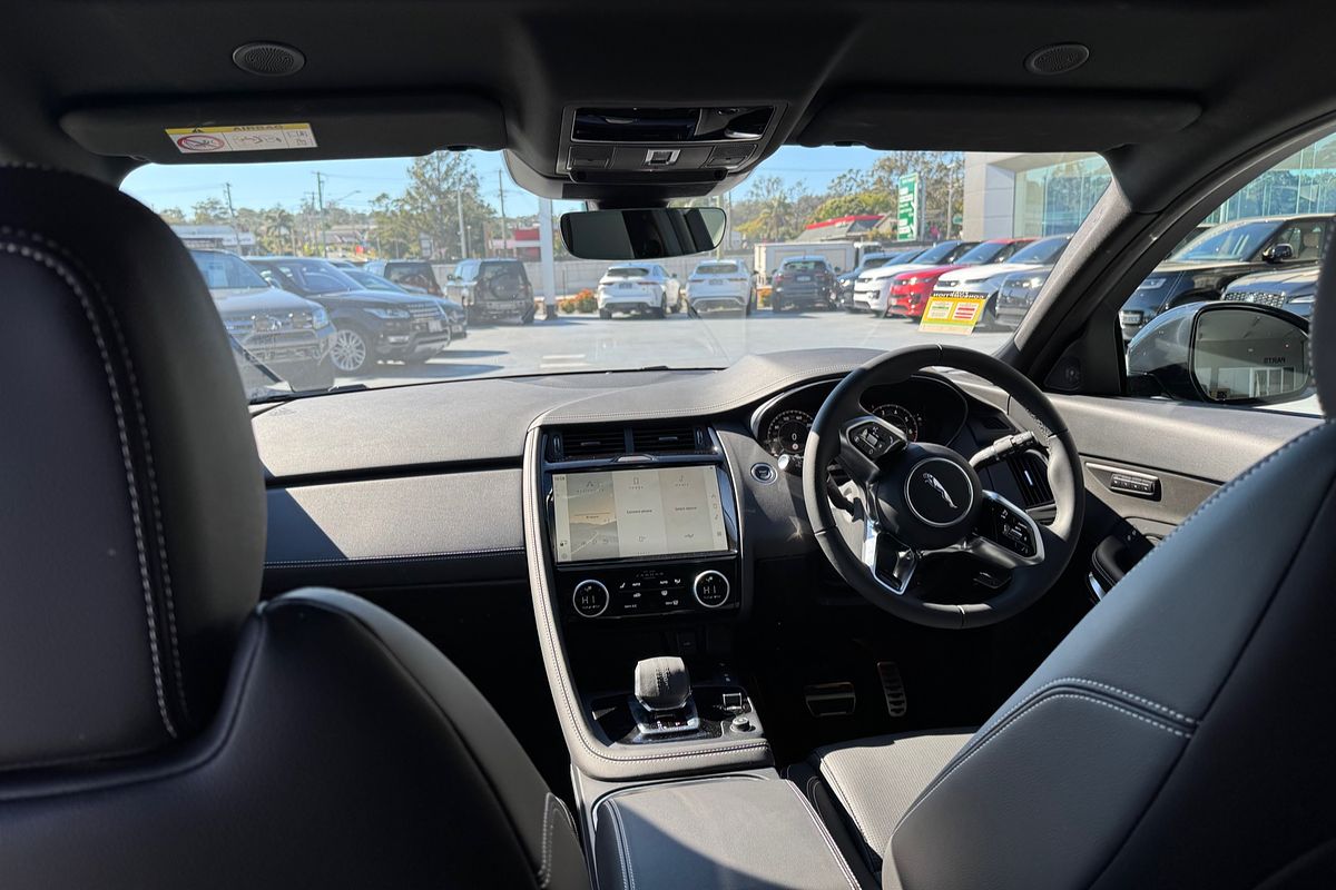 2024 Jaguar E-PACE P250 R-Dynamic SE X540