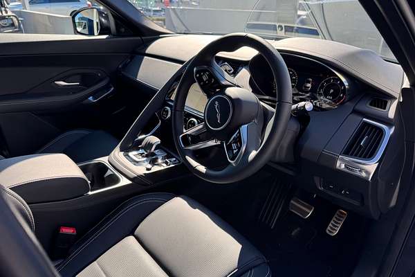 2024 Jaguar E-PACE P250 R-Dynamic SE X540