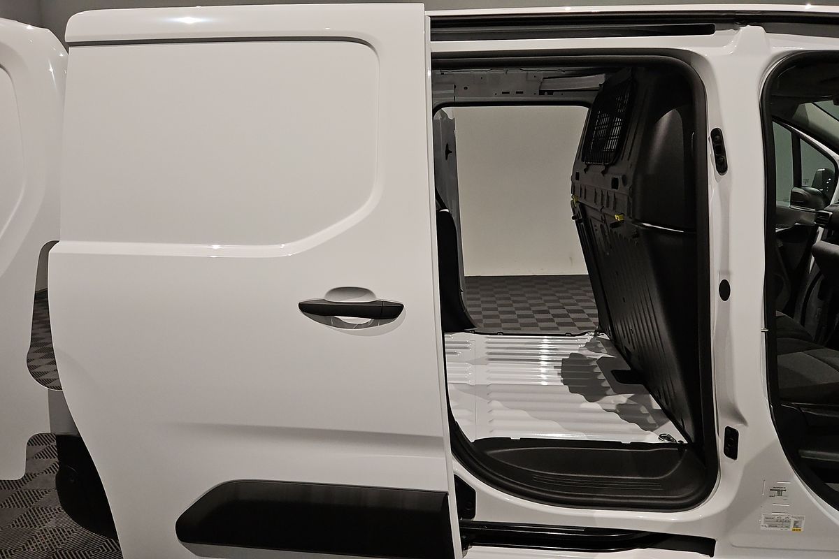 2025 Peugeot Partner Pro K9 SWB