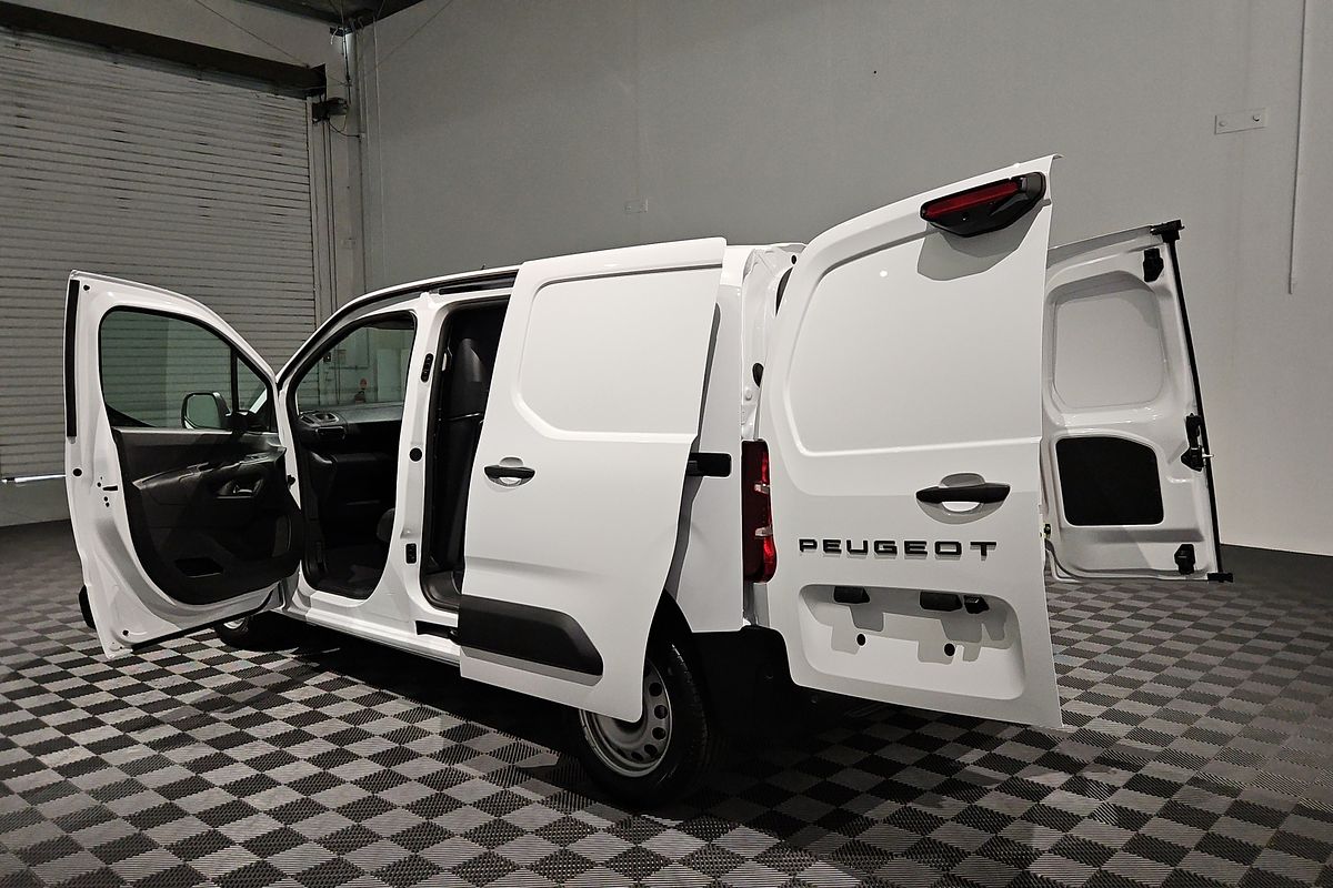 2025 Peugeot Partner Pro K9 SWB