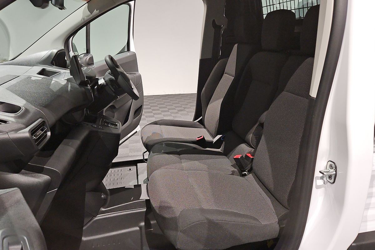 2025 Peugeot Partner Pro K9 SWB