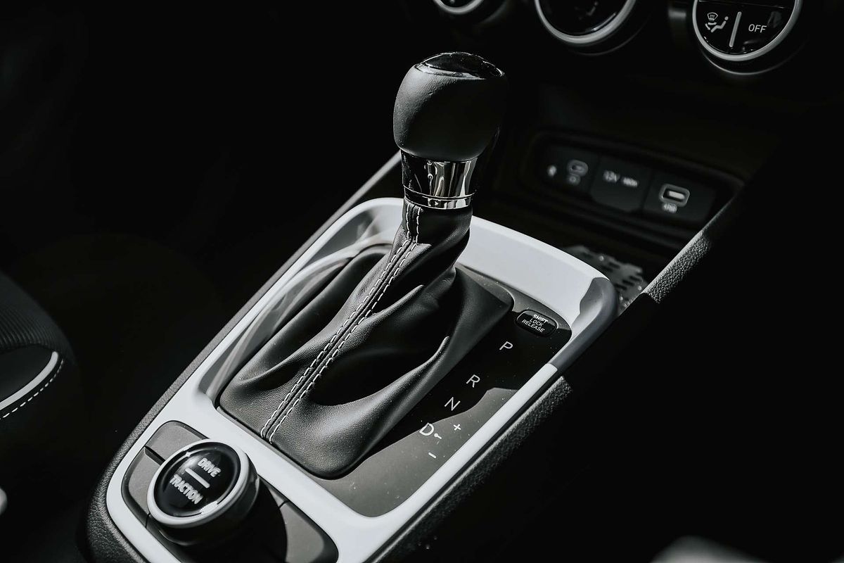 2024 Hyundai Venue Elite QX.V5