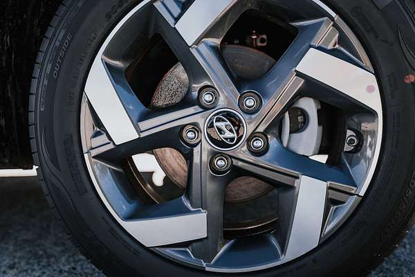 2024 Hyundai Venue Elite QX.V5