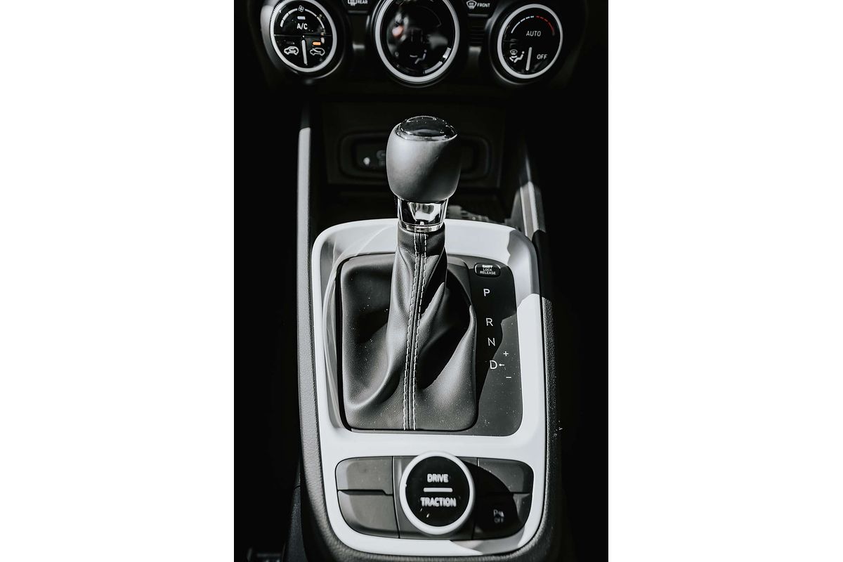 2024 Hyundai Venue Elite QX.V5