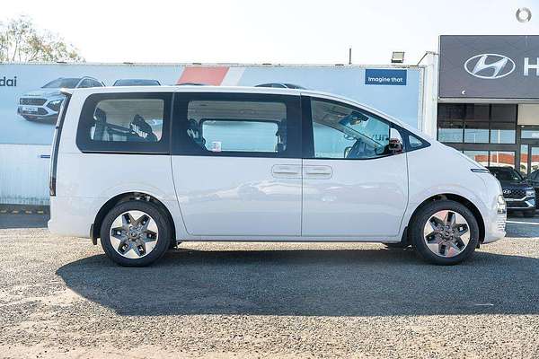 2025 Hyundai STARIA Highlander US4.V3