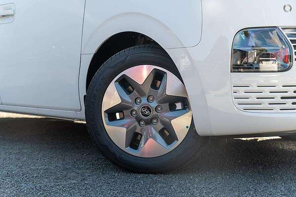 2025 Hyundai STARIA Highlander US4.V3