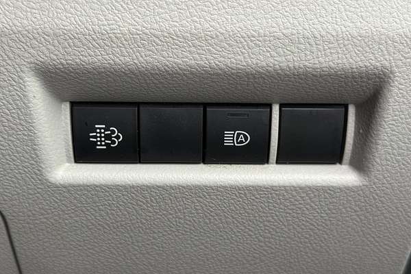 2021 Toyota Hiace GDH300R LWB