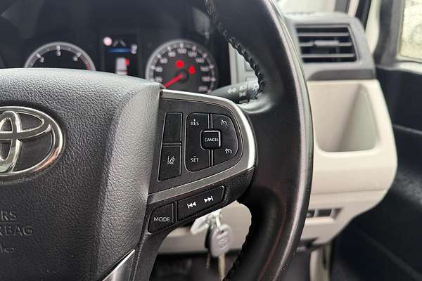 2021 Toyota Hiace GDH300R LWB