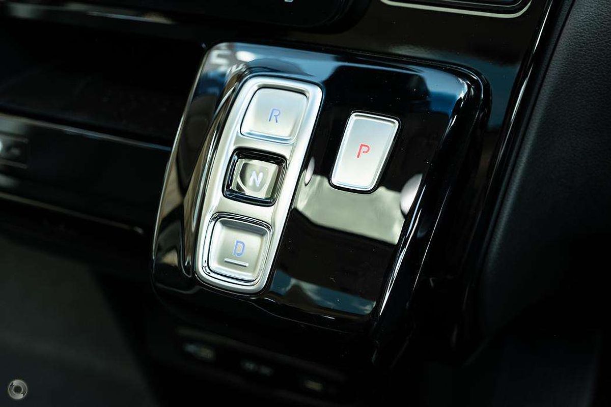 2025 Hyundai STARIA Highlander US4.V3