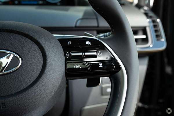 2025 Hyundai STARIA Highlander US4.V3