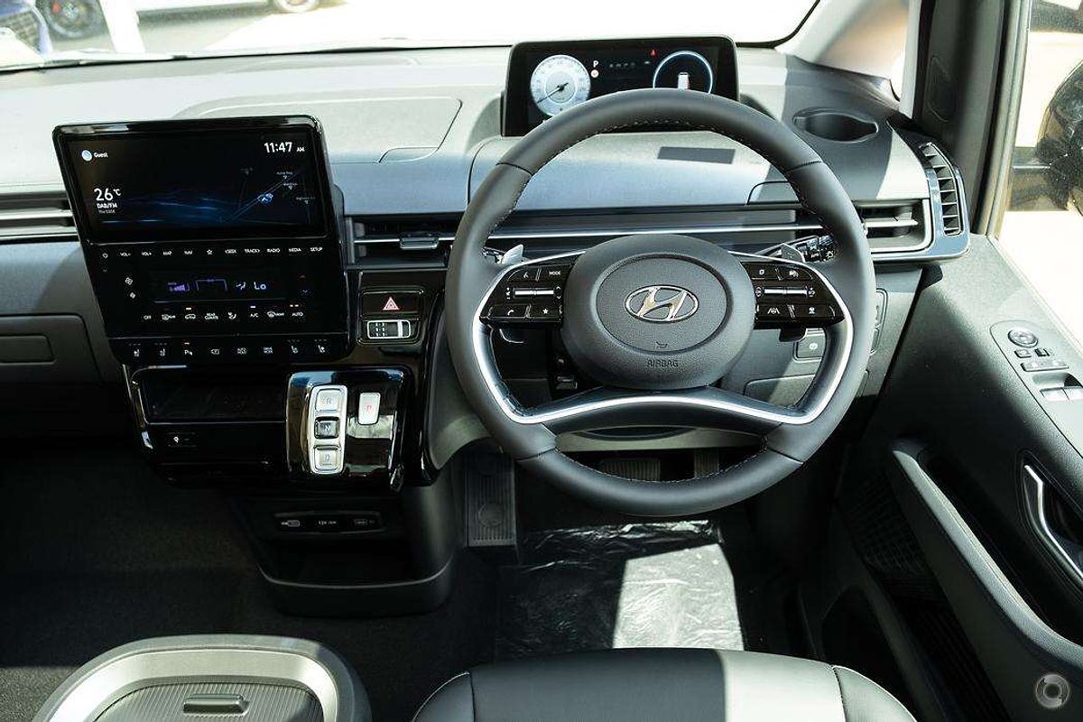 2025 Hyundai STARIA Highlander US4.V3
