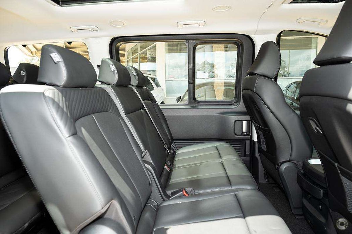 2025 Hyundai STARIA Highlander US4.V3