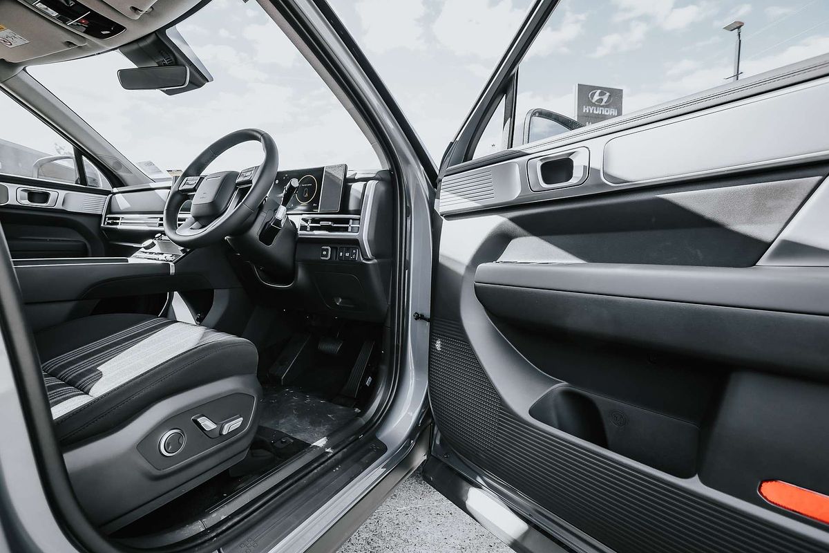 2024 Hyundai Santa Fe MX5.V1