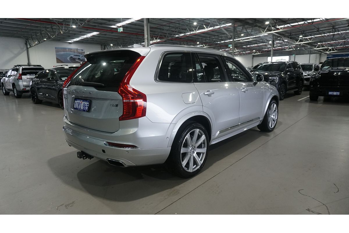 2019 Volvo XC90 T6 Inscription