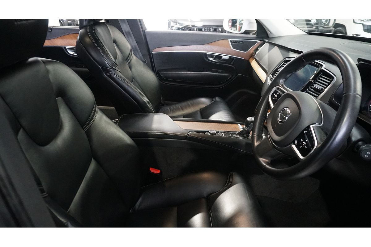 2019 Volvo XC90 T6 Inscription
