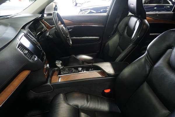2019 Volvo XC90 T6 Inscription