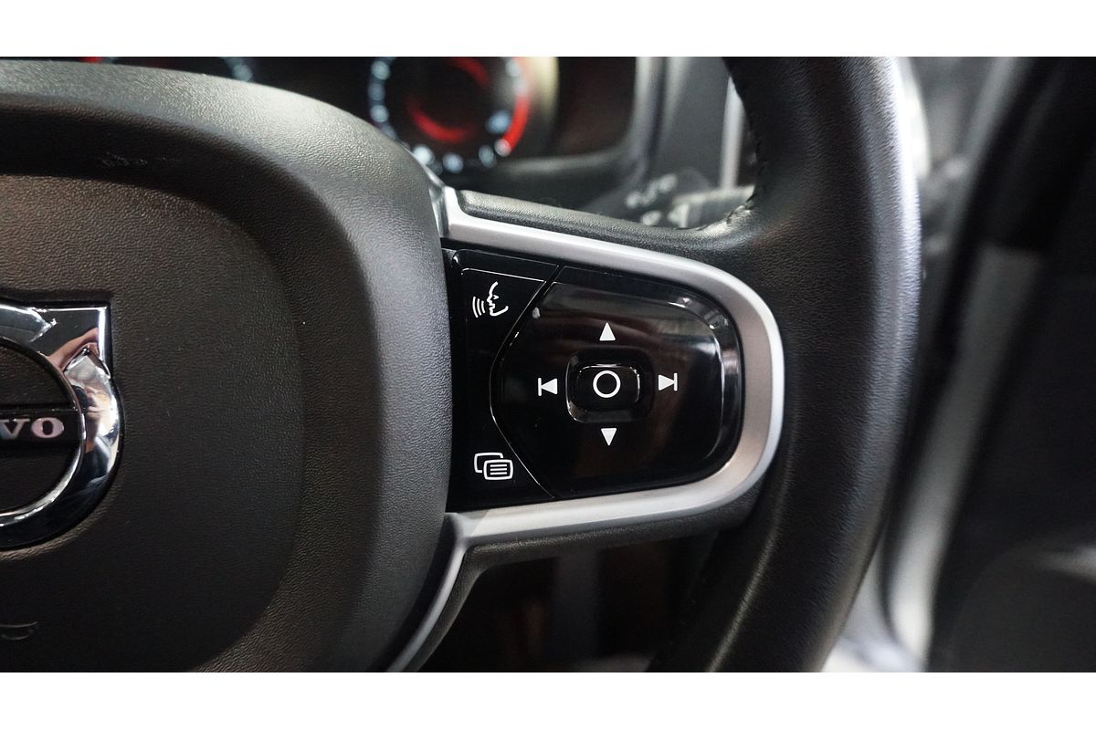 2019 Volvo XC90 T6 Inscription