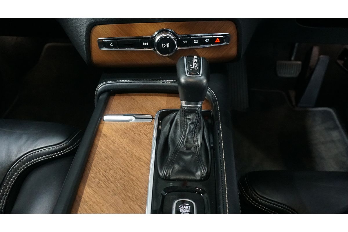 2019 Volvo XC90 T6 Inscription