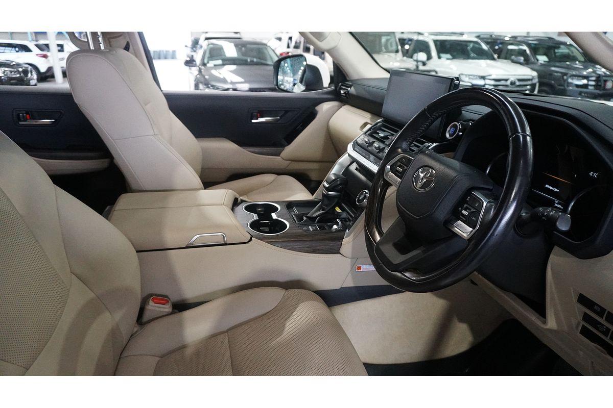 2022 Toyota Landcruiser VX FJA300R