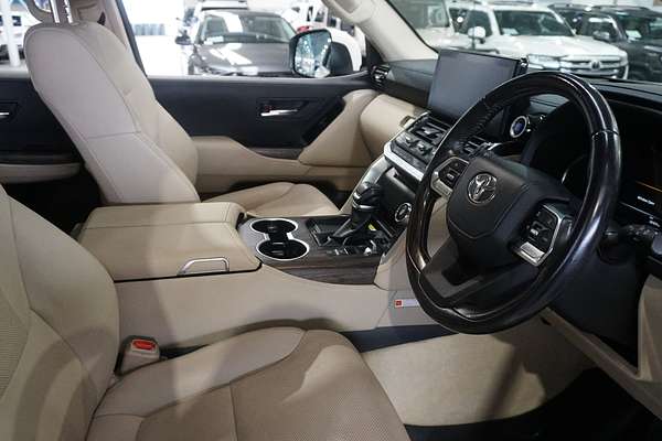 2022 Toyota Landcruiser VX FJA300R