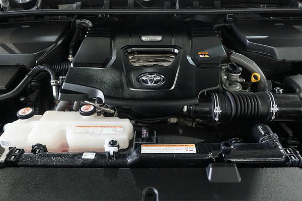 2022 Toyota Landcruiser VX FJA300R