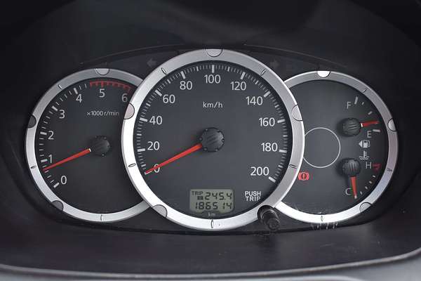 2014 Mitsubishi Triton GLX MN 4X4