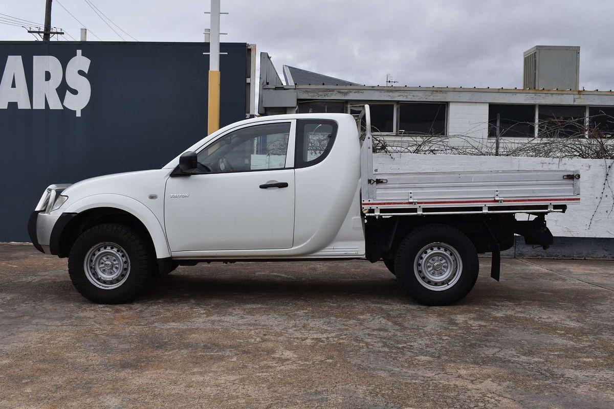 2014 Mitsubishi Triton GLX MN 4X4