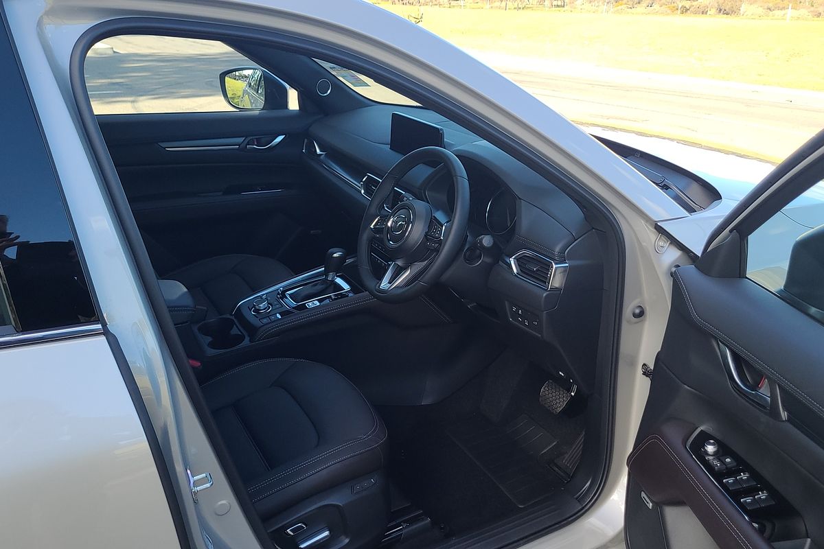 2025 Mazda CX-5 G25 Akera KF Series