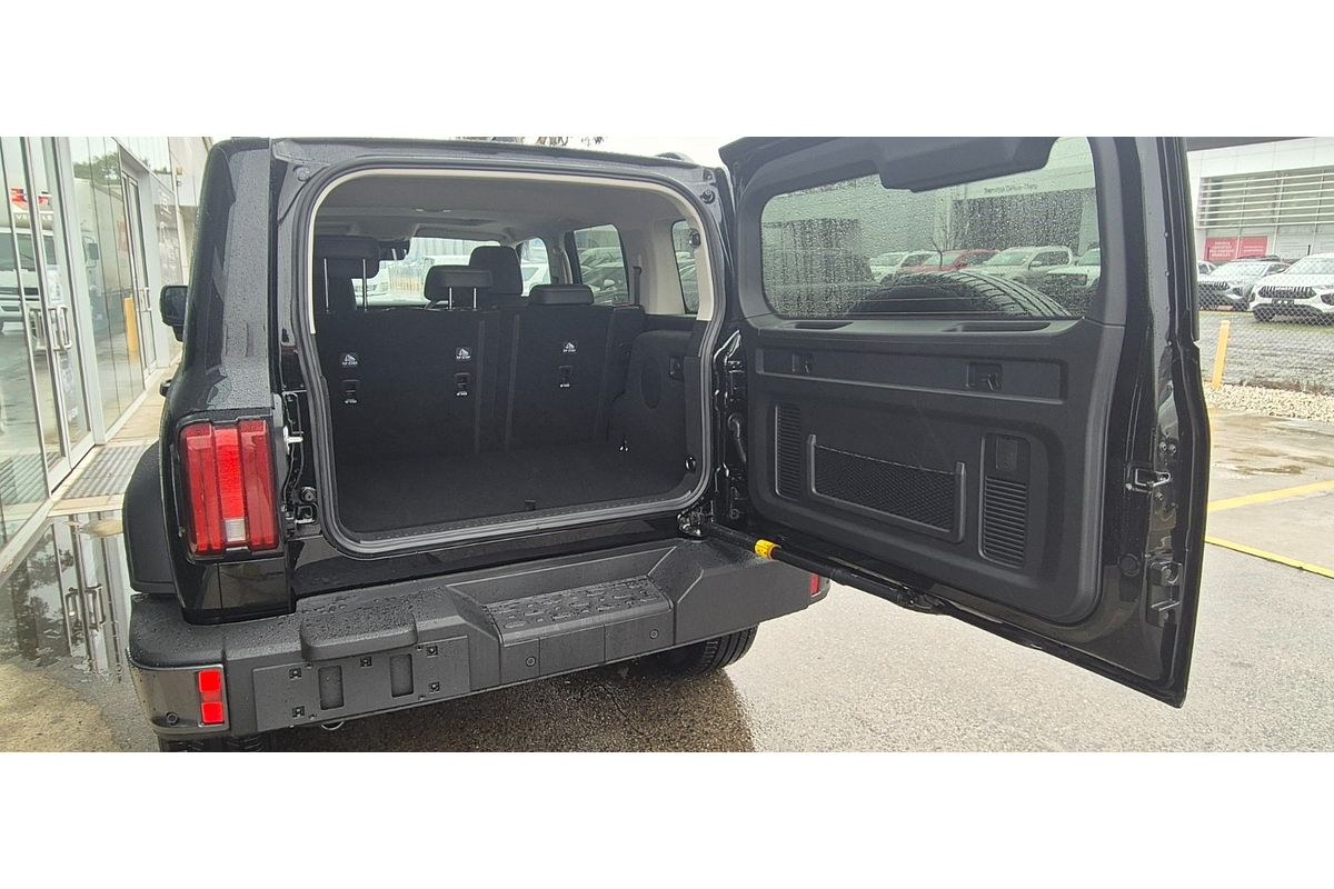 2025 GWM Tank 300 HEV Ultra P01
