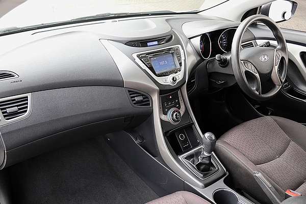 2012 Hyundai Elantra Active MD2