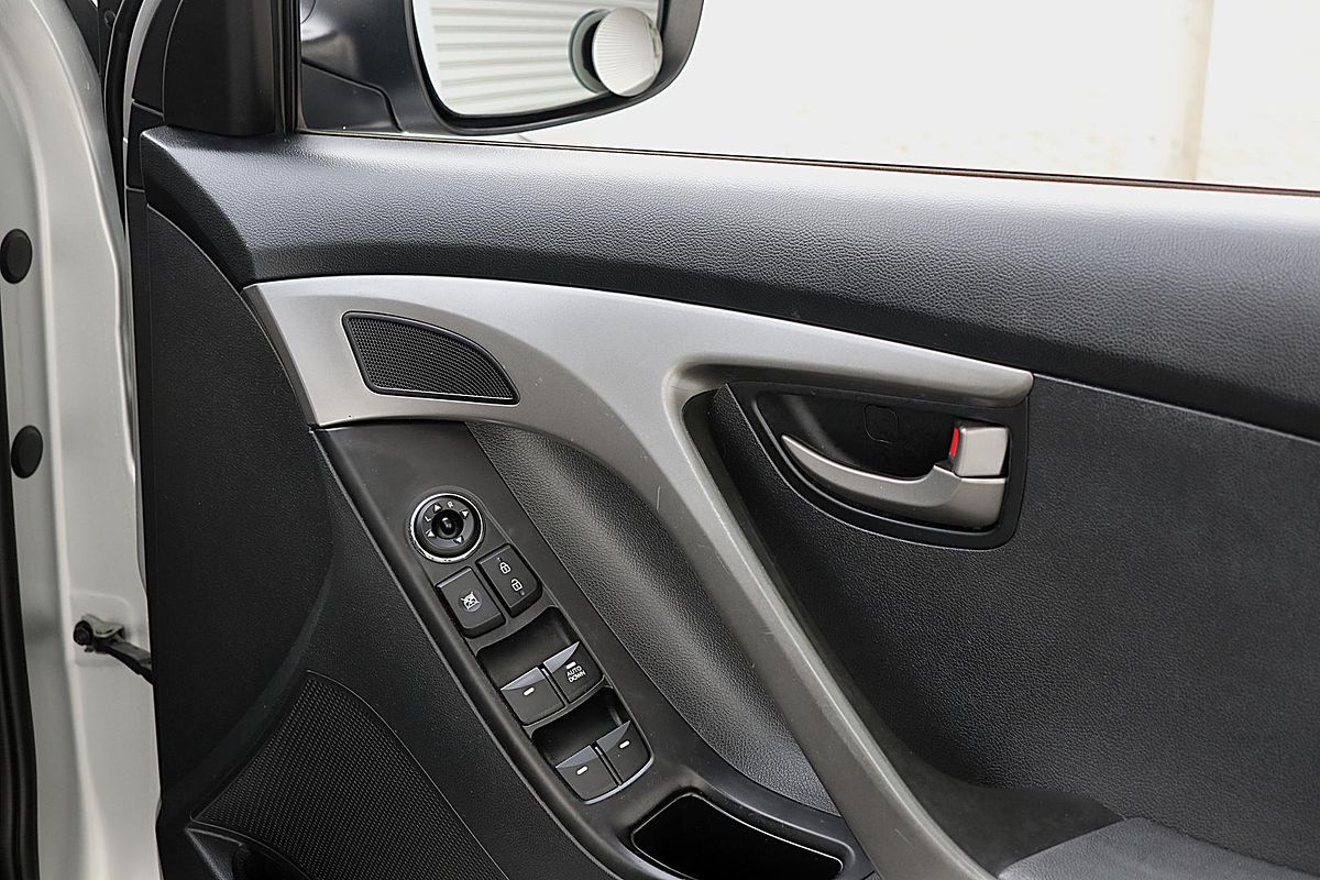 2012 Hyundai Elantra Active MD2