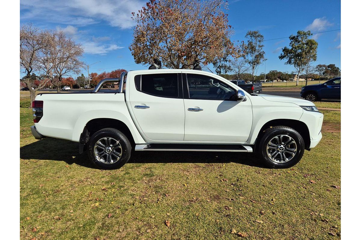 2020 Mitsubishi Triton GLS MR 4X4