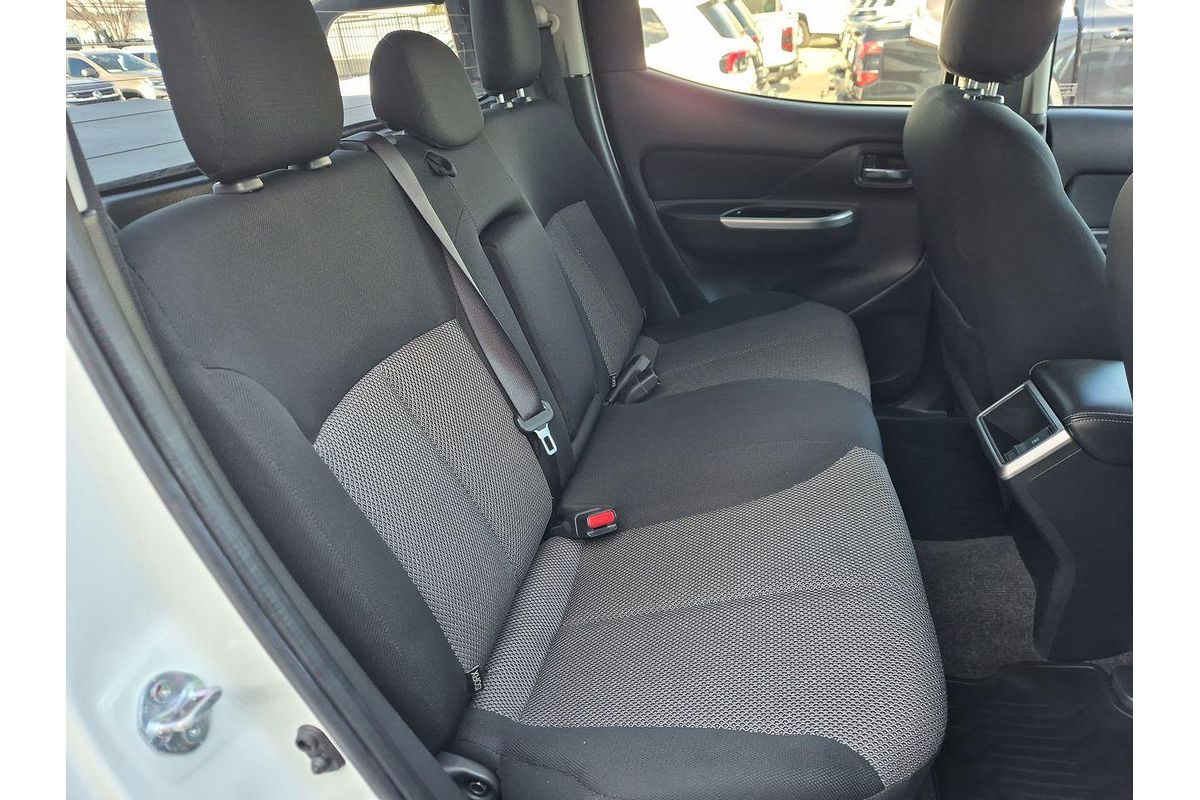 2020 Mitsubishi Triton GLS MR 4X4