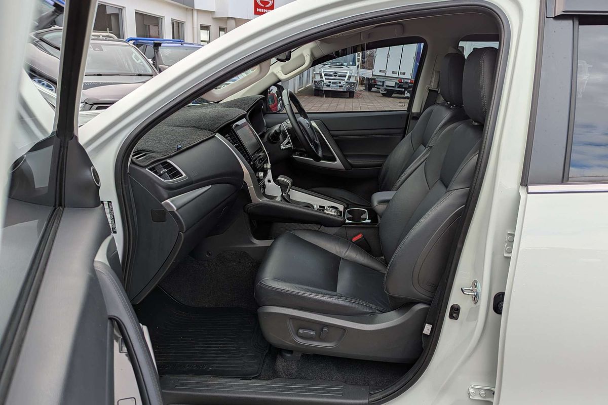 2022 Mitsubishi Pajero Sport Exceed QF