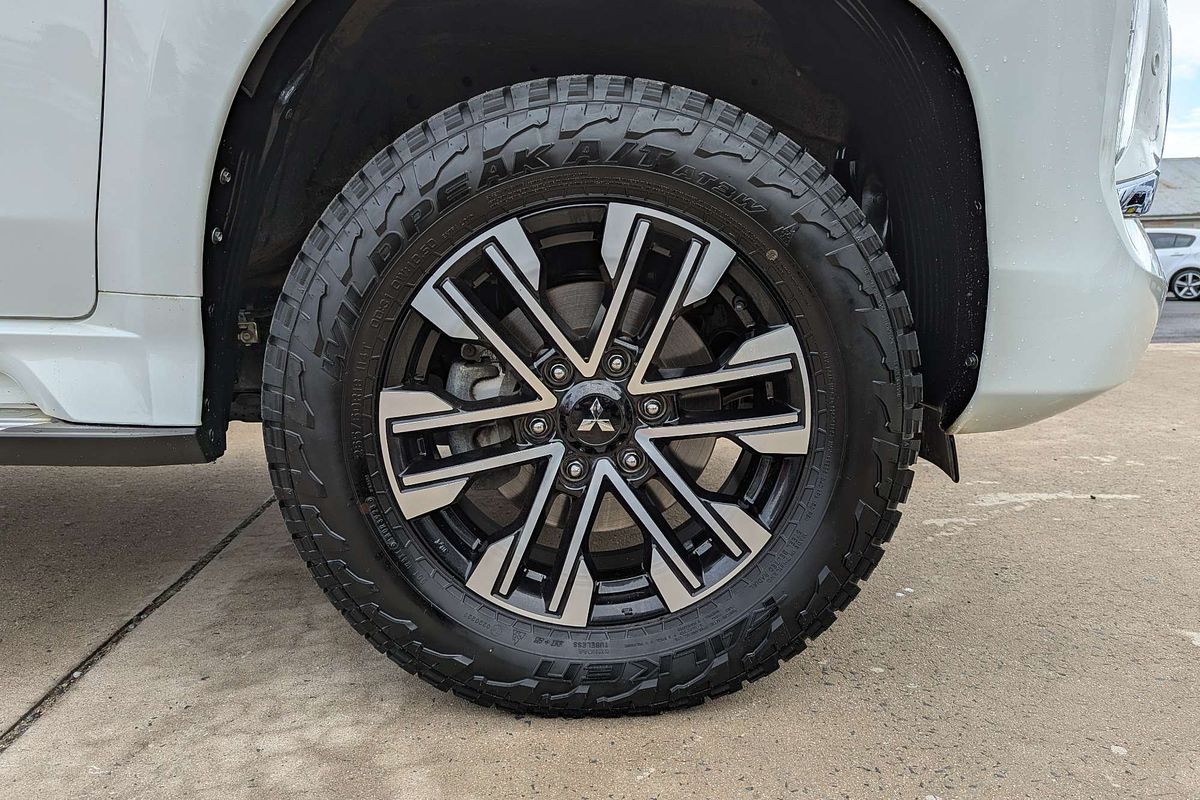 2022 Mitsubishi Pajero Sport Exceed QF
