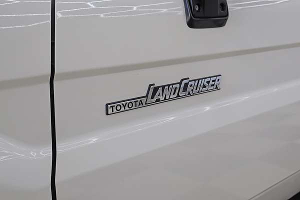 2013 Toyota Landcruiser WORKMATE TROOPCARRIE VDJ78R MY13