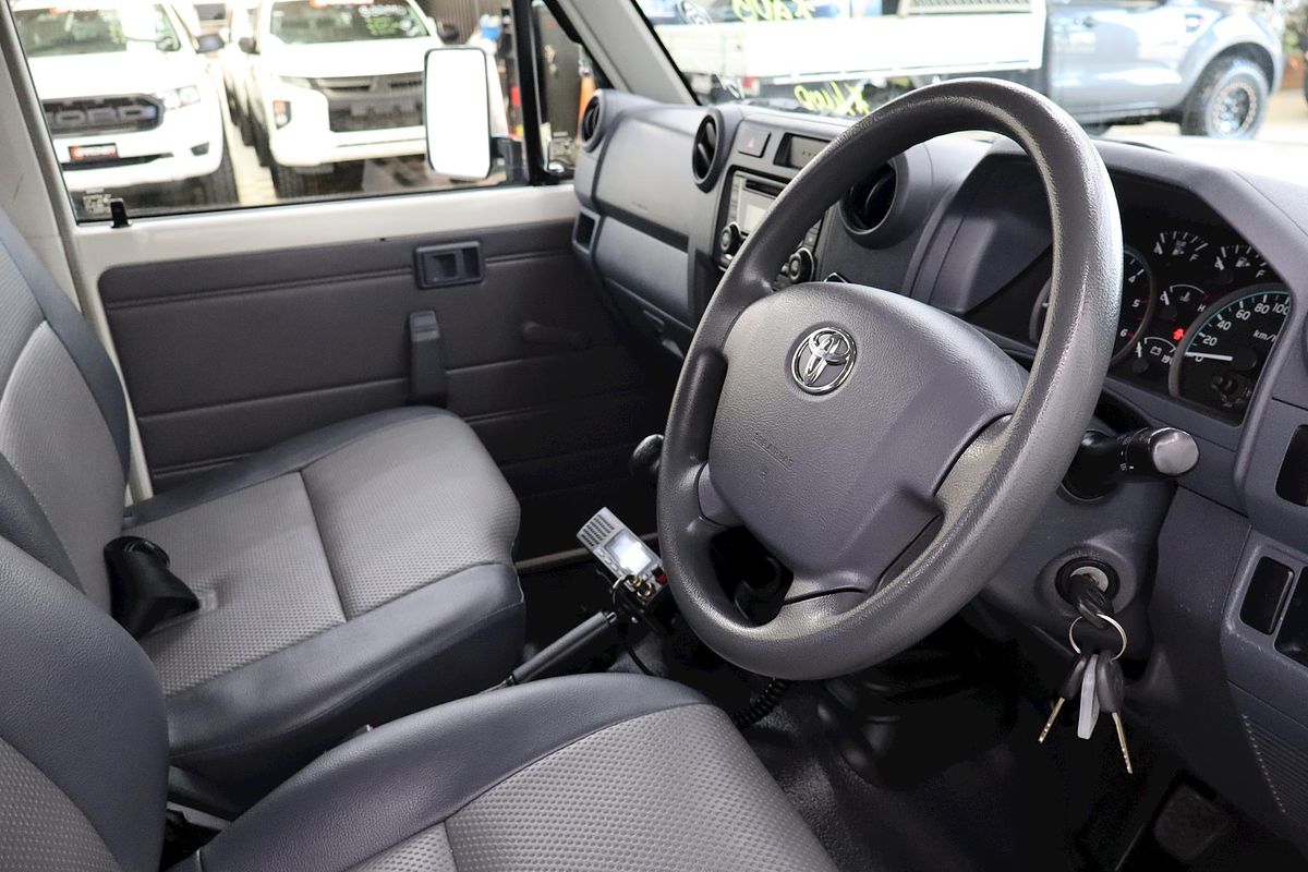 2013 Toyota Landcruiser WORKMATE TROOPCARRIE VDJ78R MY13
