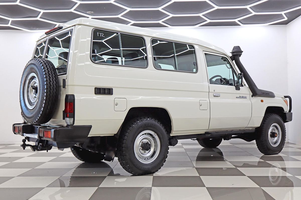 2013 Toyota Landcruiser WORKMATE TROOPCARRIE VDJ78R MY13