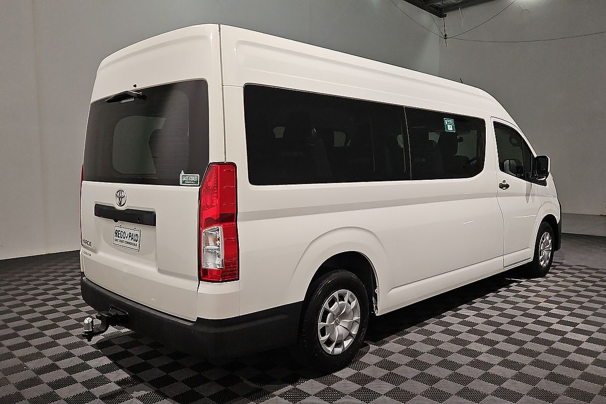 2019 Toyota Hiace Commuter GDH322R