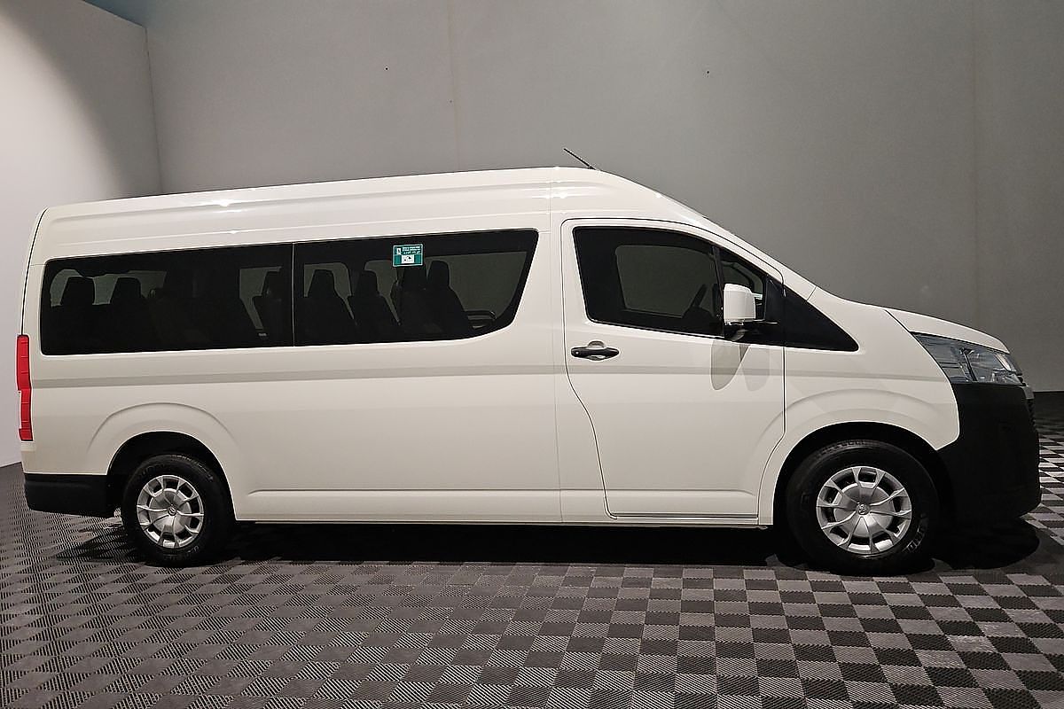 2019 Toyota Hiace Commuter GDH322R