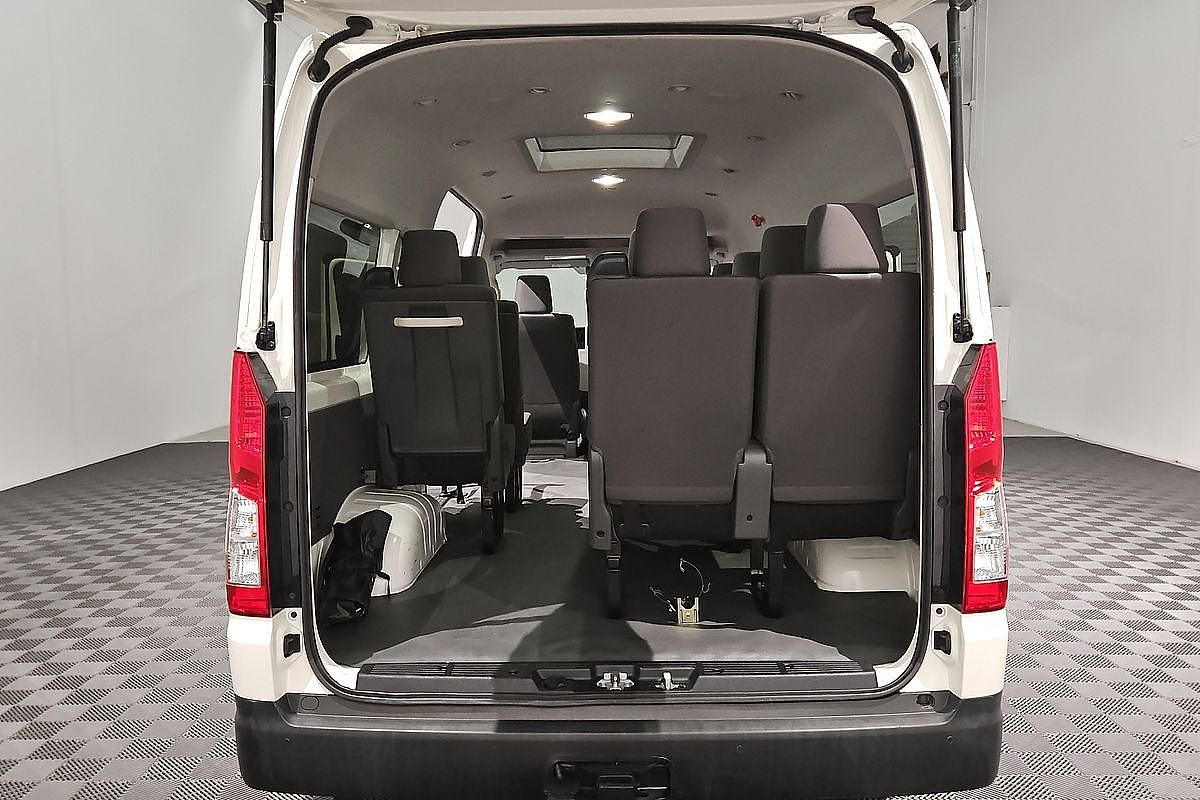 2019 Toyota Hiace Commuter GDH322R
