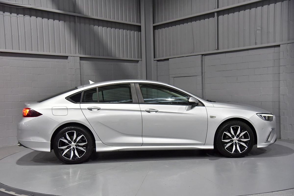 2019 Holden Commodore RS ZB