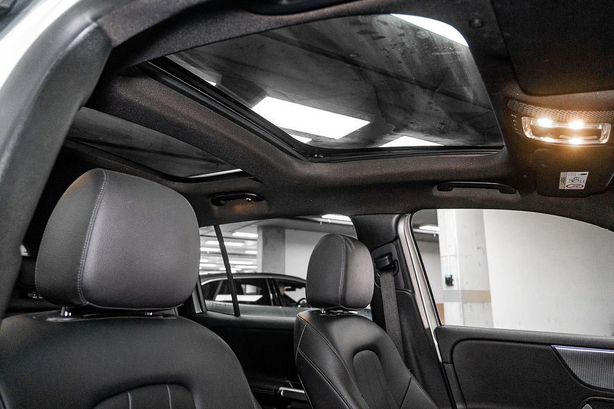 2022 Mercedes-Benz GLB-Class GLB200 X247